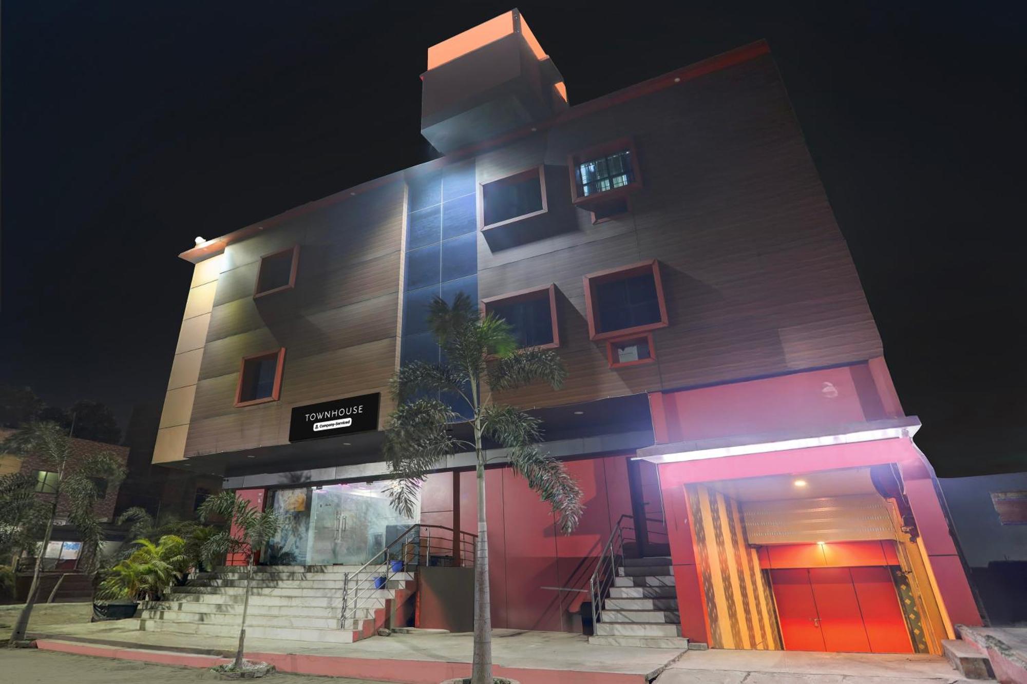 Super Townhouse Gida Near Rto Office Hotel Gorakhpur Exterior foto