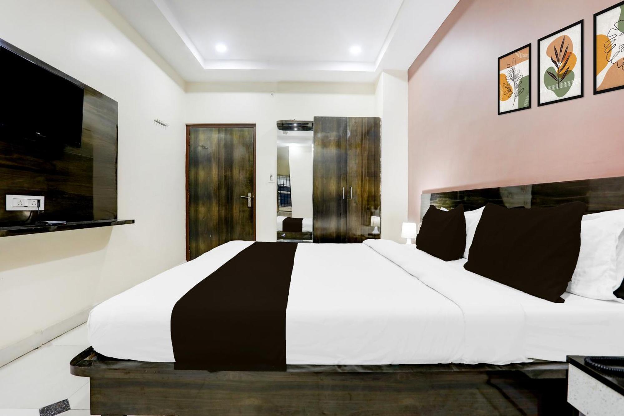 Super Townhouse Gida Near Rto Office Hotel Gorakhpur Exterior foto