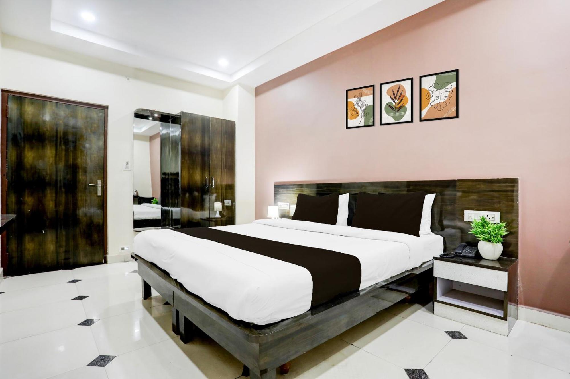 Super Townhouse Gida Near Rto Office Hotel Gorakhpur Exterior foto