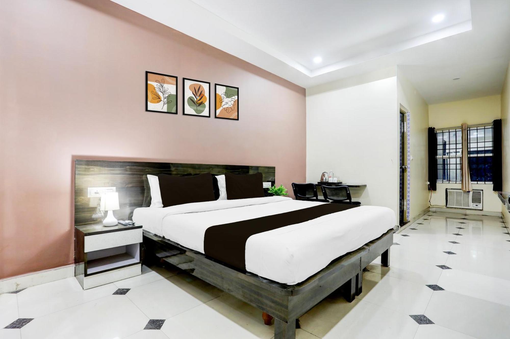 Super Townhouse Gida Near Rto Office Hotel Gorakhpur Exterior foto